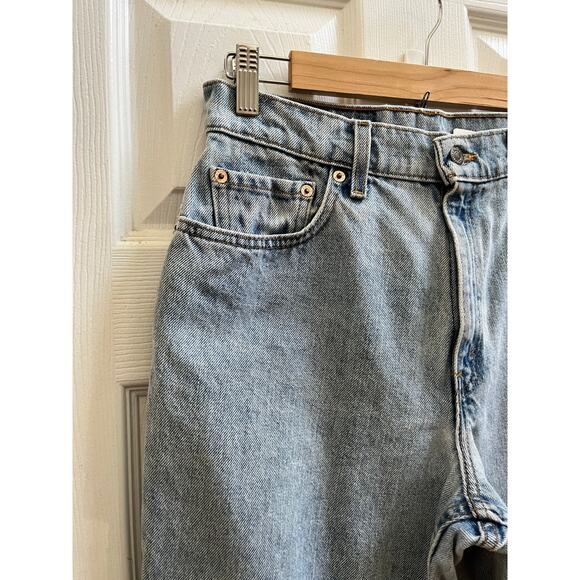 Vintage 96 Levi’s 551 Cotton Relaxed Fit Tapered Leg Jean Petite Size 10 USA - Picture 4 of 12